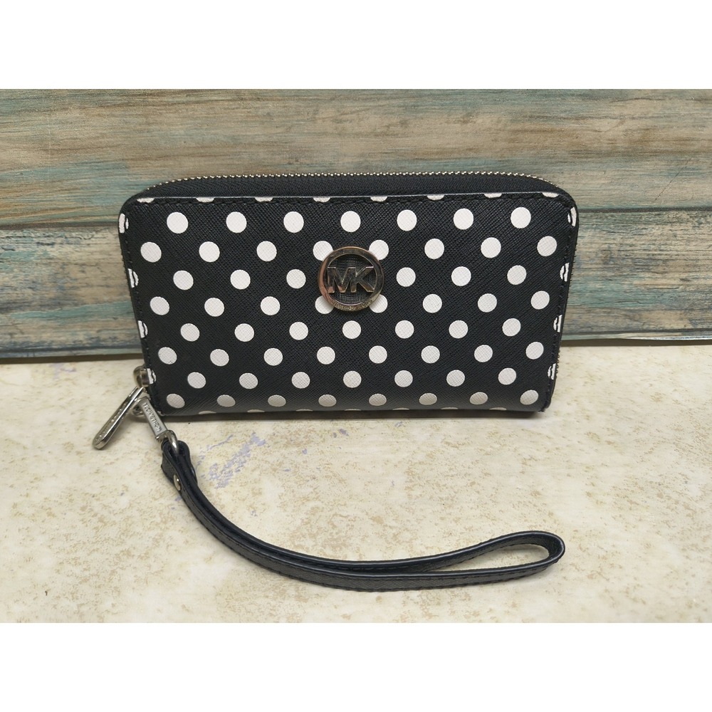 Michael Kors Jet Set Travel Multifunction Phone Case -...